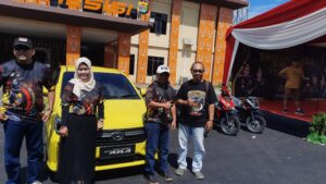 Ratusan Massa Serbu Markas Polda Lampung